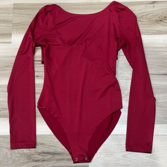 24Colours Red Twist Open Back One Piece Bodysuit Women’s Medium - Picture 2 of 4